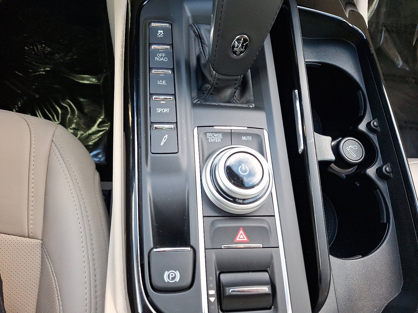 2022 Maserati Levante Modena