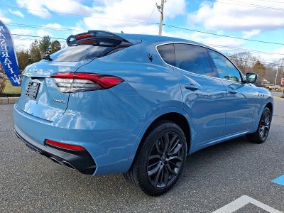 2022 Maserati Levante Modena