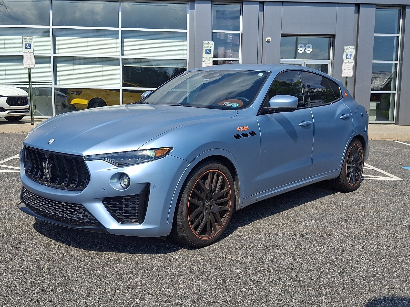 2023 Maserati Levante 