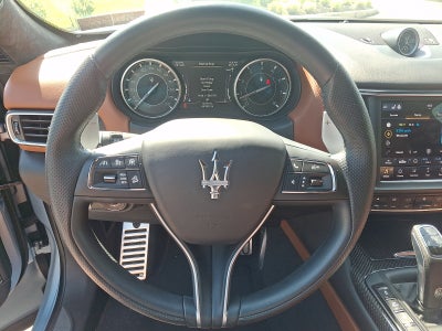 2023 Maserati Levante 