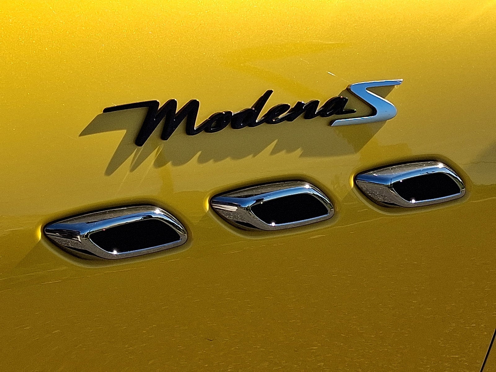 2023 Maserati Levante Modena