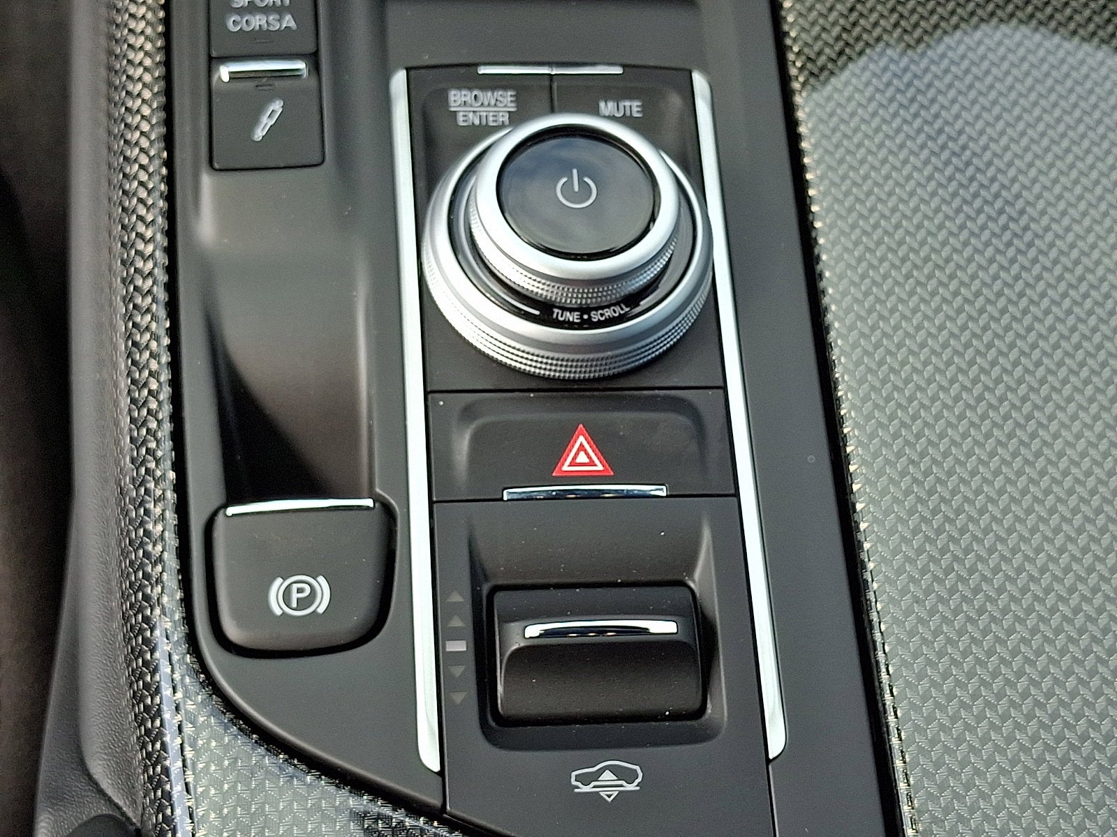 2023 Maserati Levante Trofeo