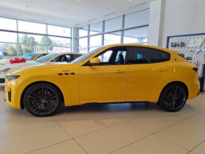 2023 Maserati Levante Trofeo