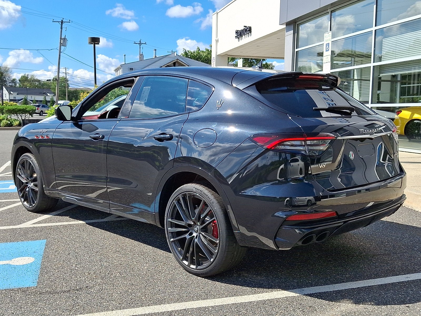 2023 Maserati Levante Trofeo