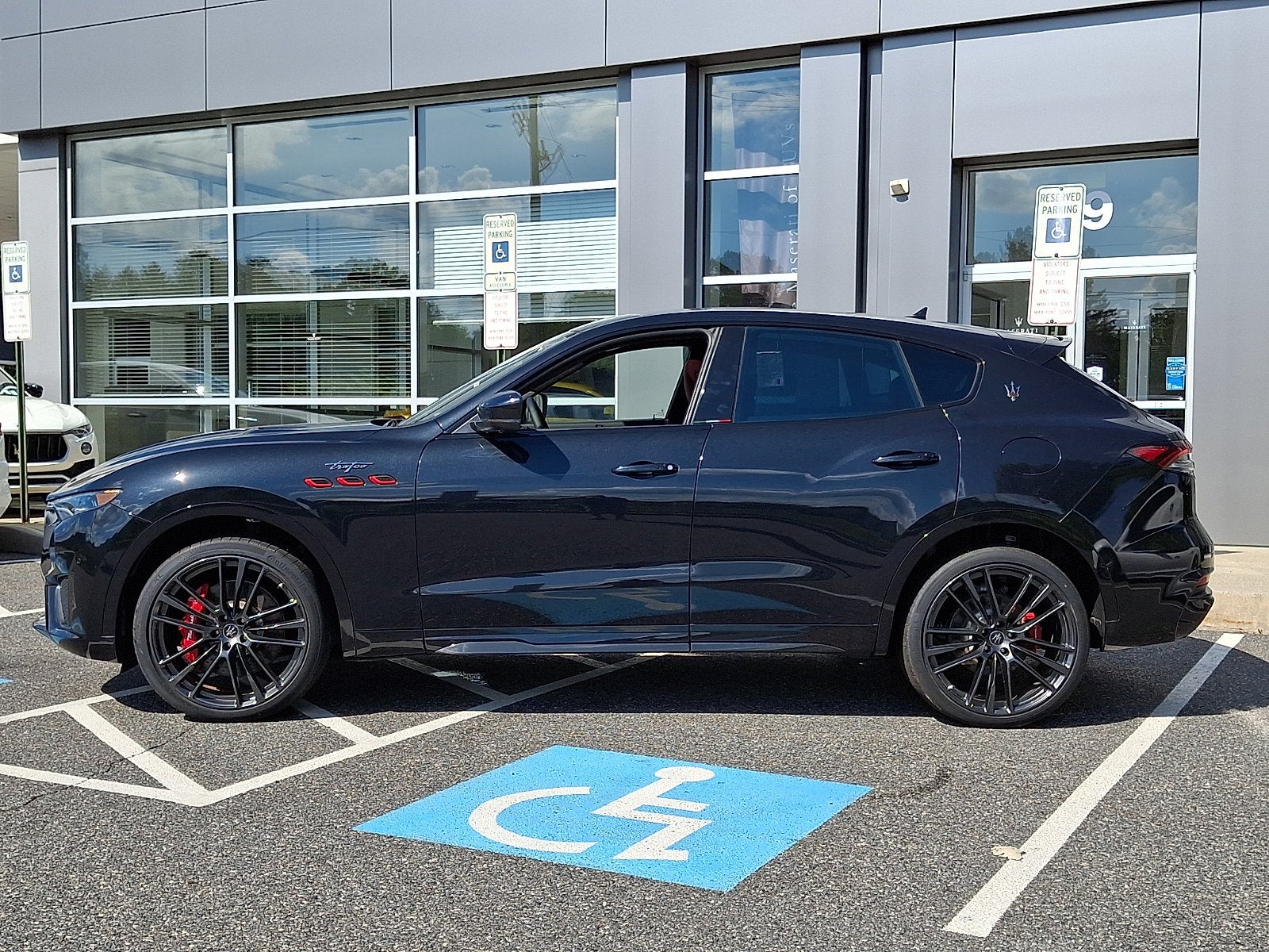 2023 Maserati Levante Trofeo