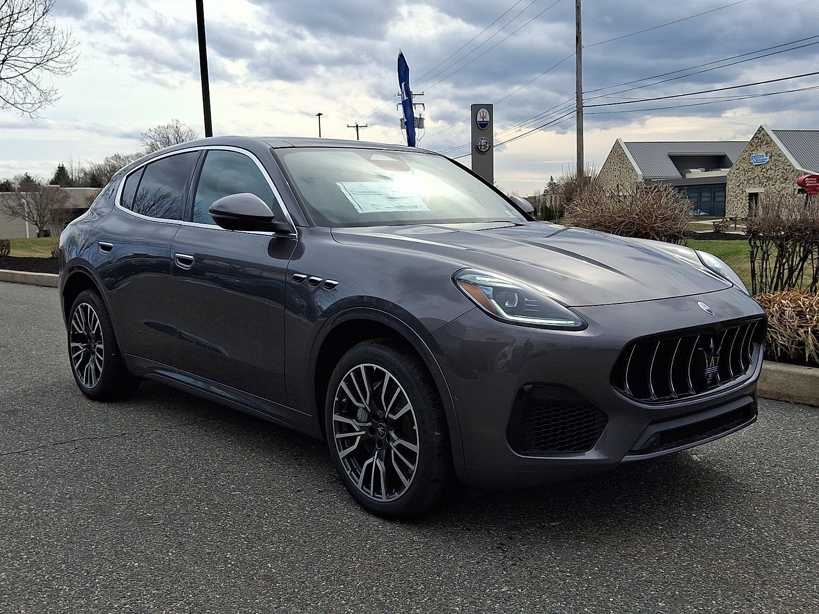 2025 Maserati Grecale Base