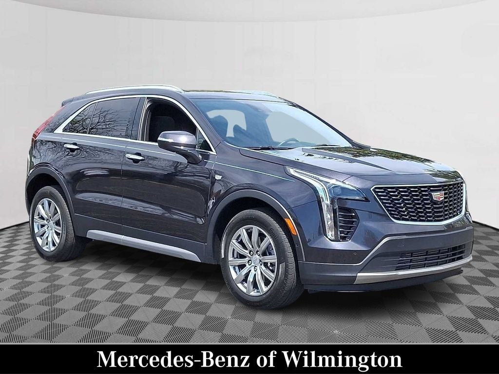 2022 Cadillac XT4 Premium Luxury