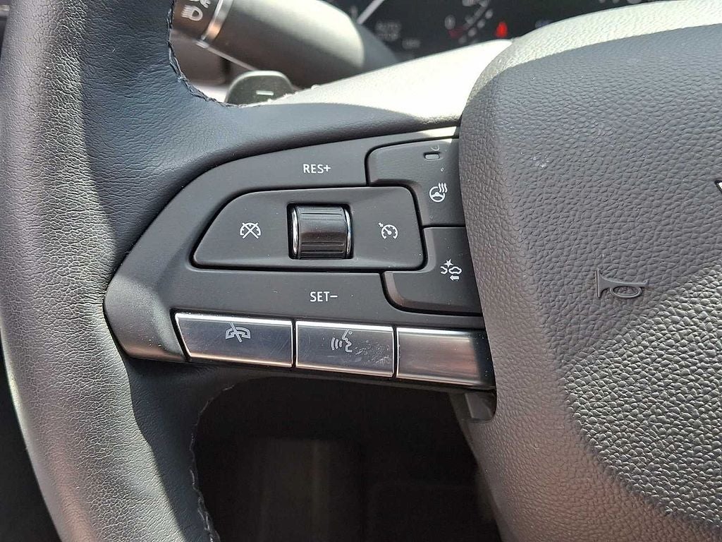 2022 Cadillac XT4 Premium Luxury