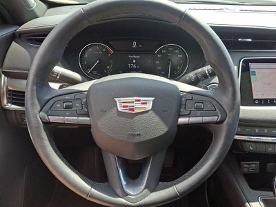 2022 Cadillac XT4 Premium Luxury