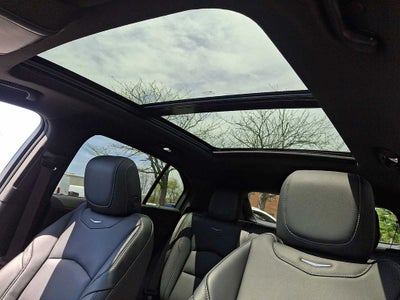 2022 Cadillac XT4 Premium Luxury