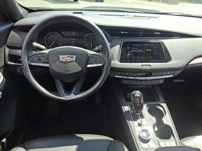 2022 Cadillac XT4 Premium Luxury