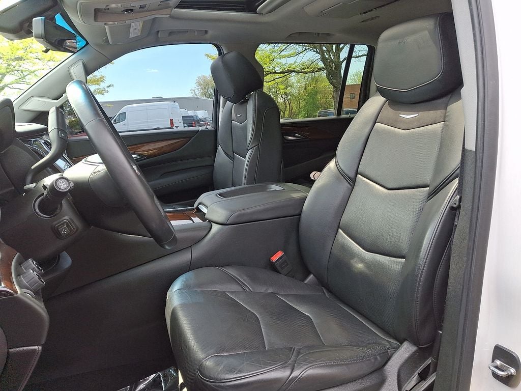 2018 Cadillac Escalade ESV Luxury