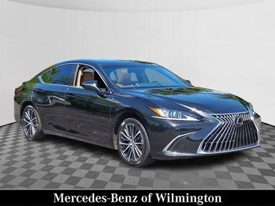 2025 Lexus ES 300h