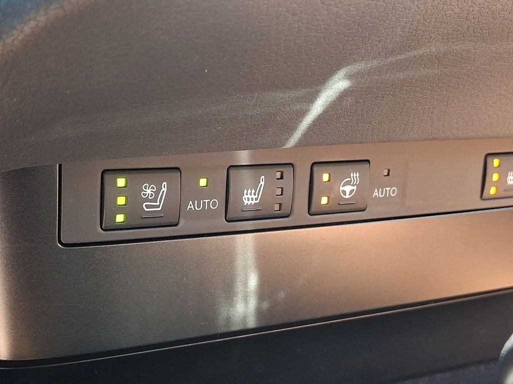 2025 Lexus ES 300h