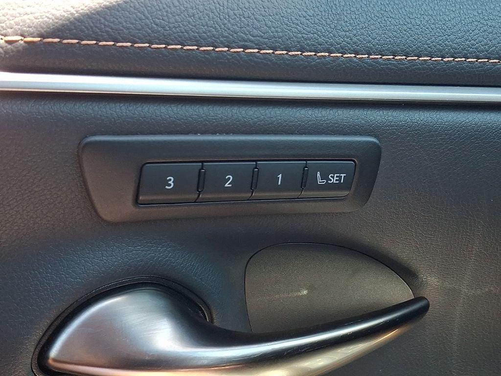 2025 Lexus ES 300h