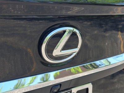 2025 Lexus ES 300h
