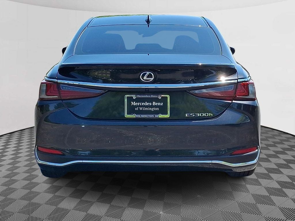 2025 Lexus ES 300h