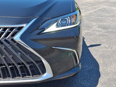 2025 Lexus ES 300h
