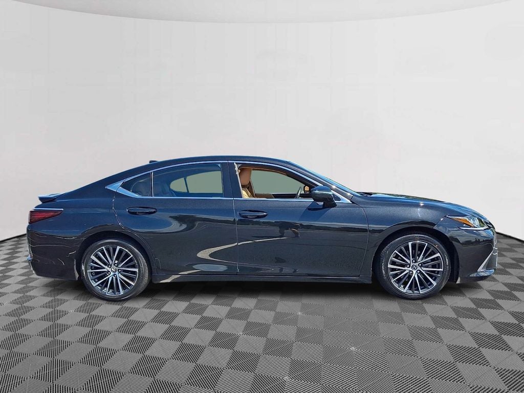 2022 Lexus ES 350