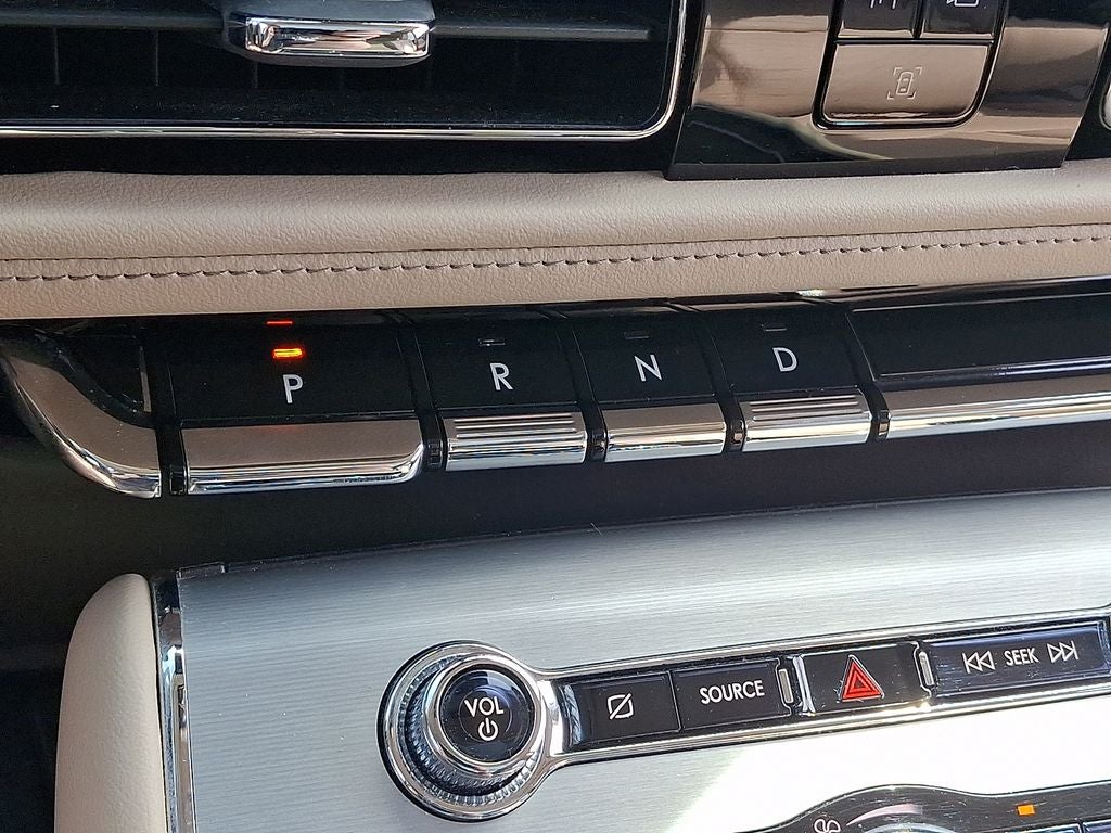 2022 Lincoln Aviator Standard