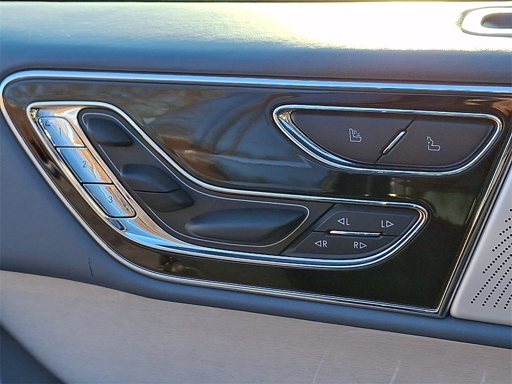 2023 Lincoln Navigator L L Black Label