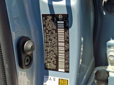 2016 Toyota Prius Three