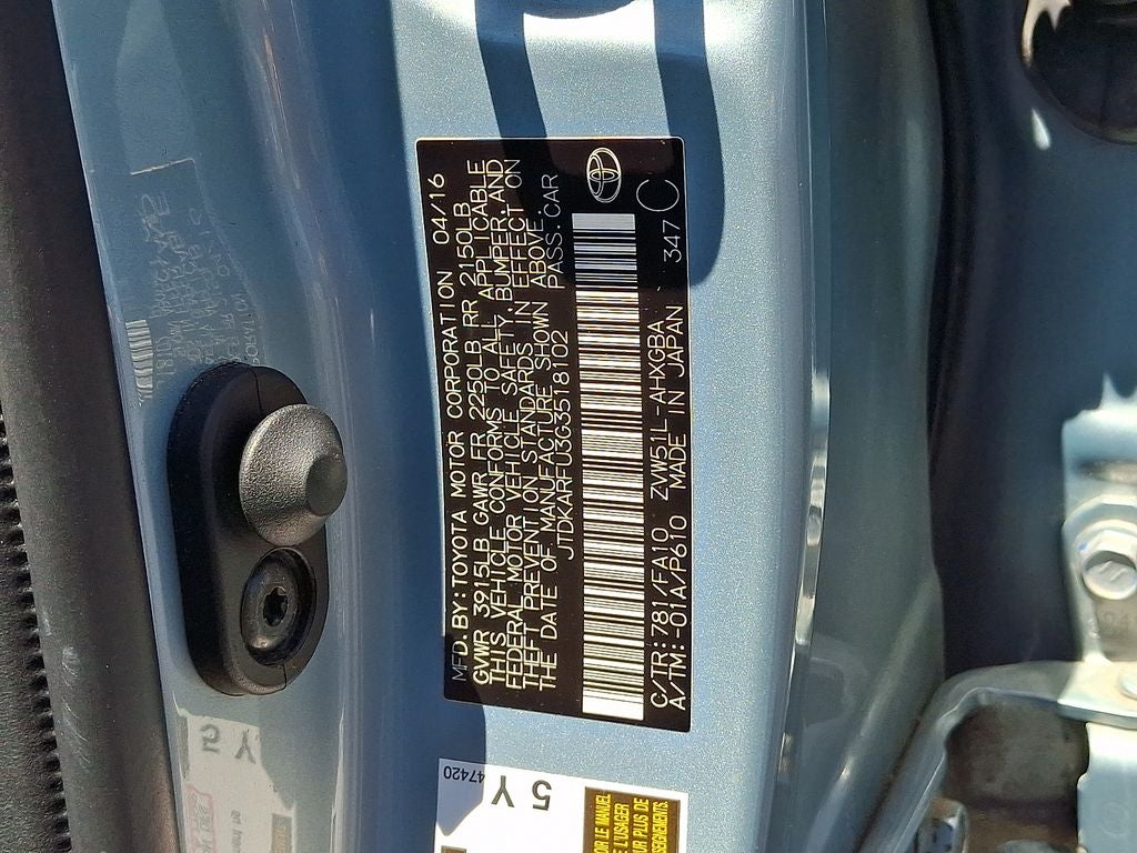 2016 Toyota Prius Three