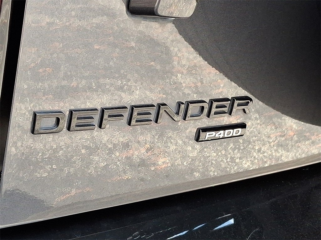 2023 Land Rover Defender 110 X-Dynamic SE