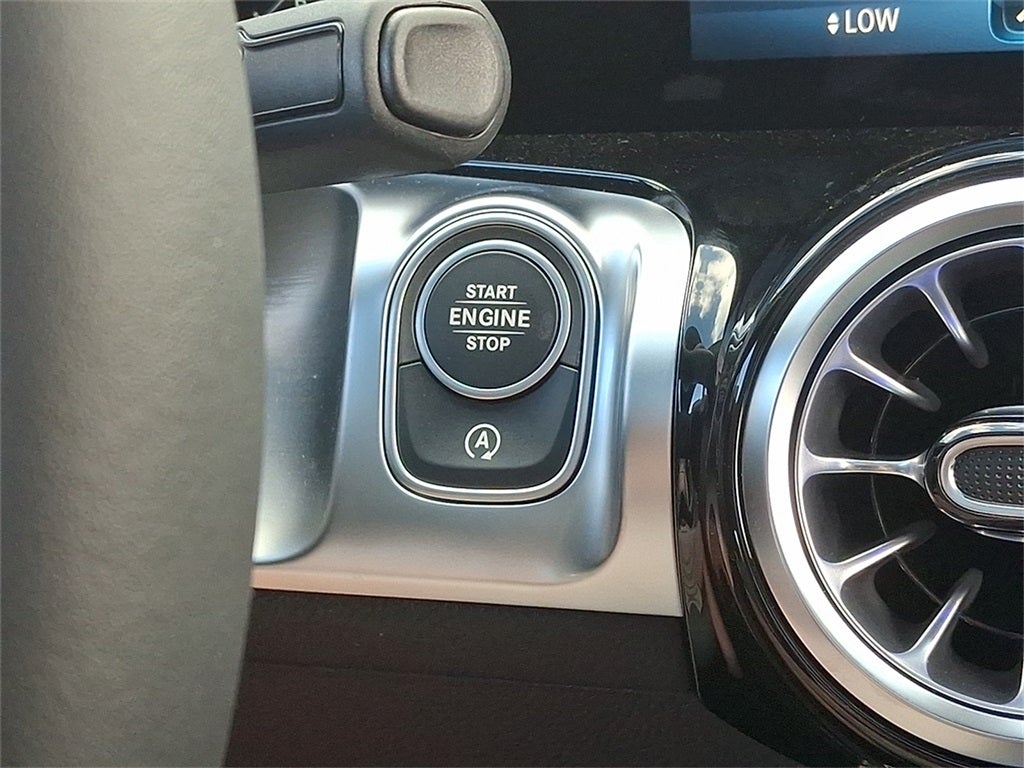 2026 Mercedes-Benz GLB GLB 250 4MATIC®