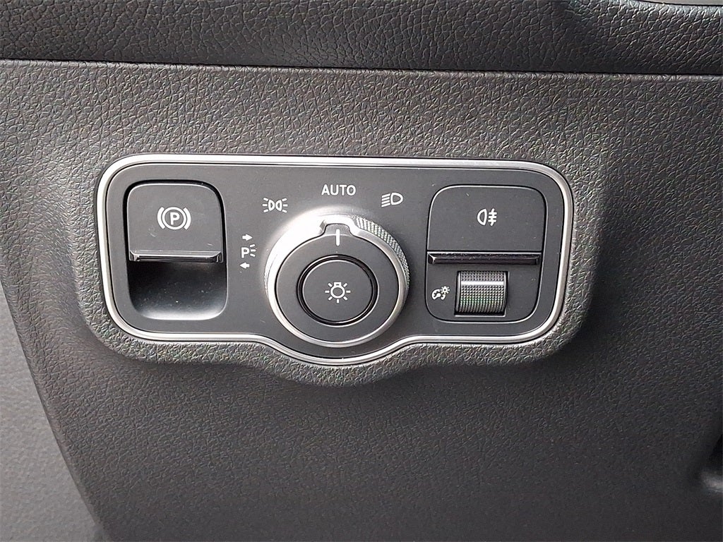 2024 Mercedes-Benz GLB GLB 250 4MATIC®