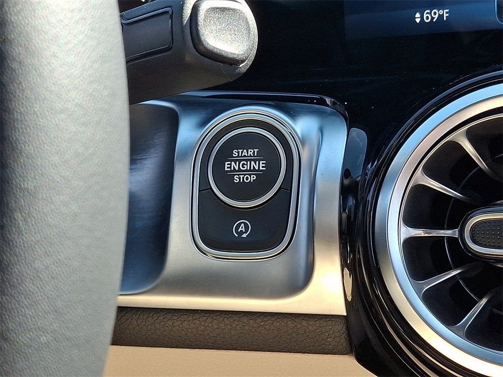 2026 Mercedes-Benz GLB GLB 250 4MATIC®