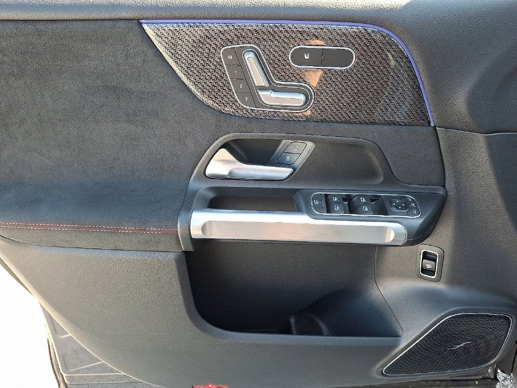 2025 Mercedes-Benz GLB GLB 35 AMG® 4MATIC®