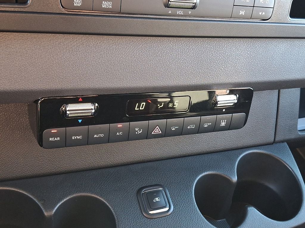 2024 Mercedes-Benz Sprinter 2500 Passenger 170 WB High Roof