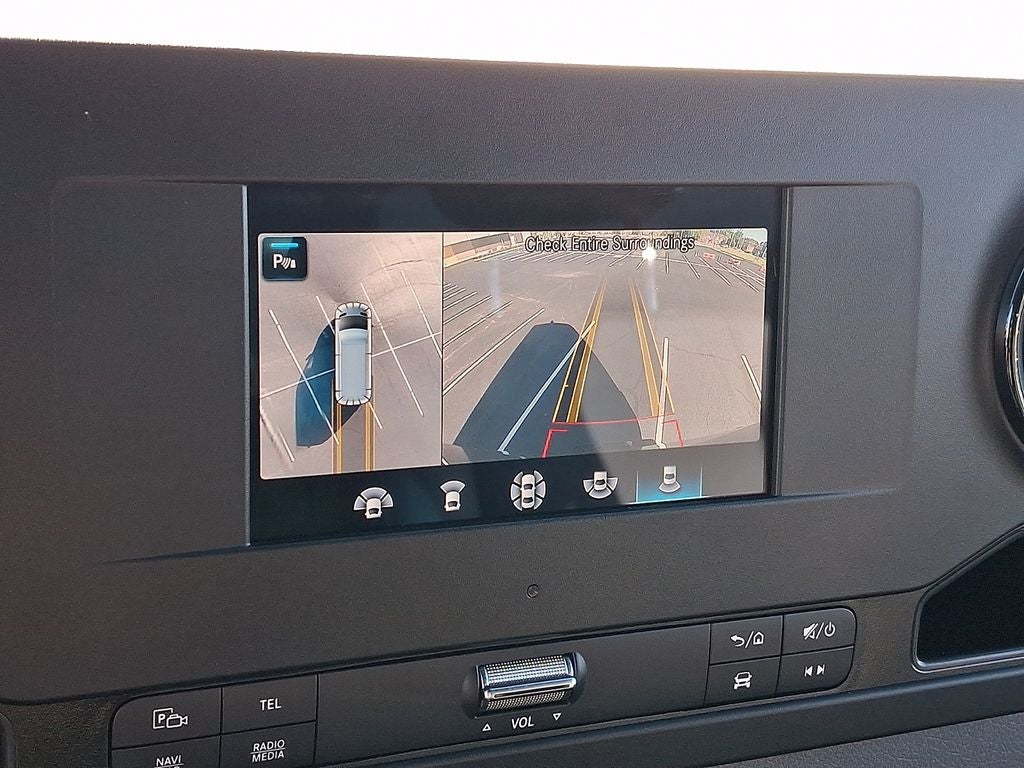 2024 Mercedes-Benz Sprinter 2500 Passenger 170 WB High Roof
