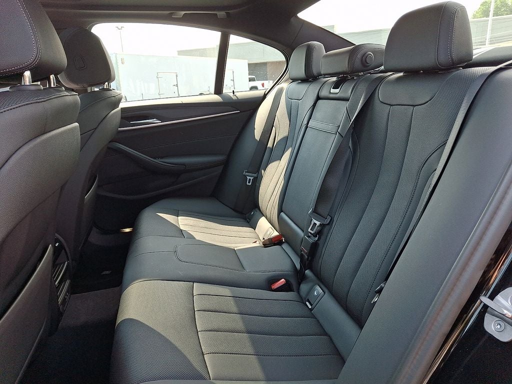 2023 BMW 5 Series 530i xDrive