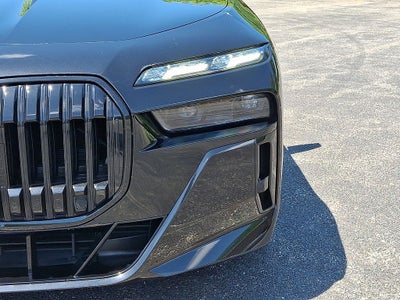 2023 BMW 7 Series 760i xDrive