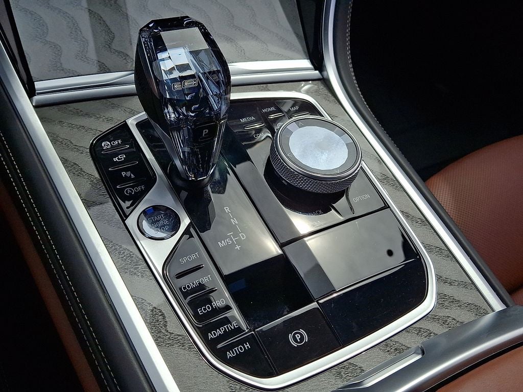 2026 BMW 8 Series 840i