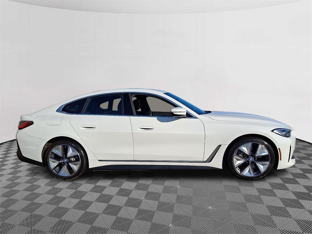 2023 BMW i4 eDrive40