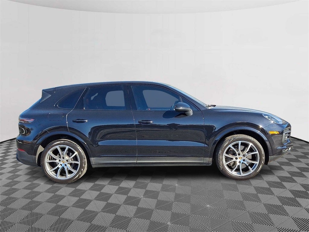 2022 Porsche Cayenne Platinum Edition