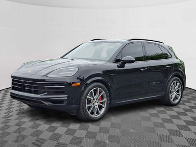 2024 Porsche Cayenne E-Hybrid S
