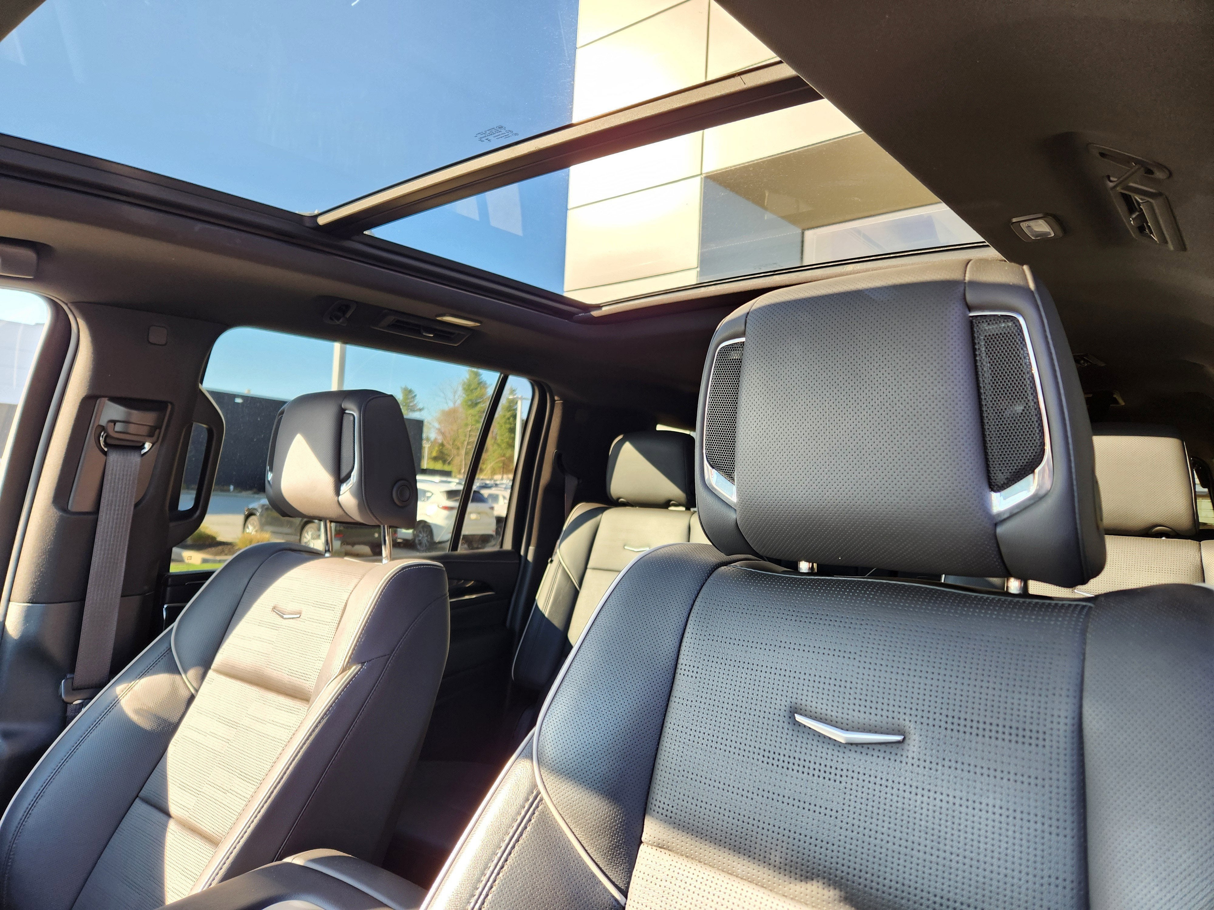 2023 Cadillac Escalade ESV Sport