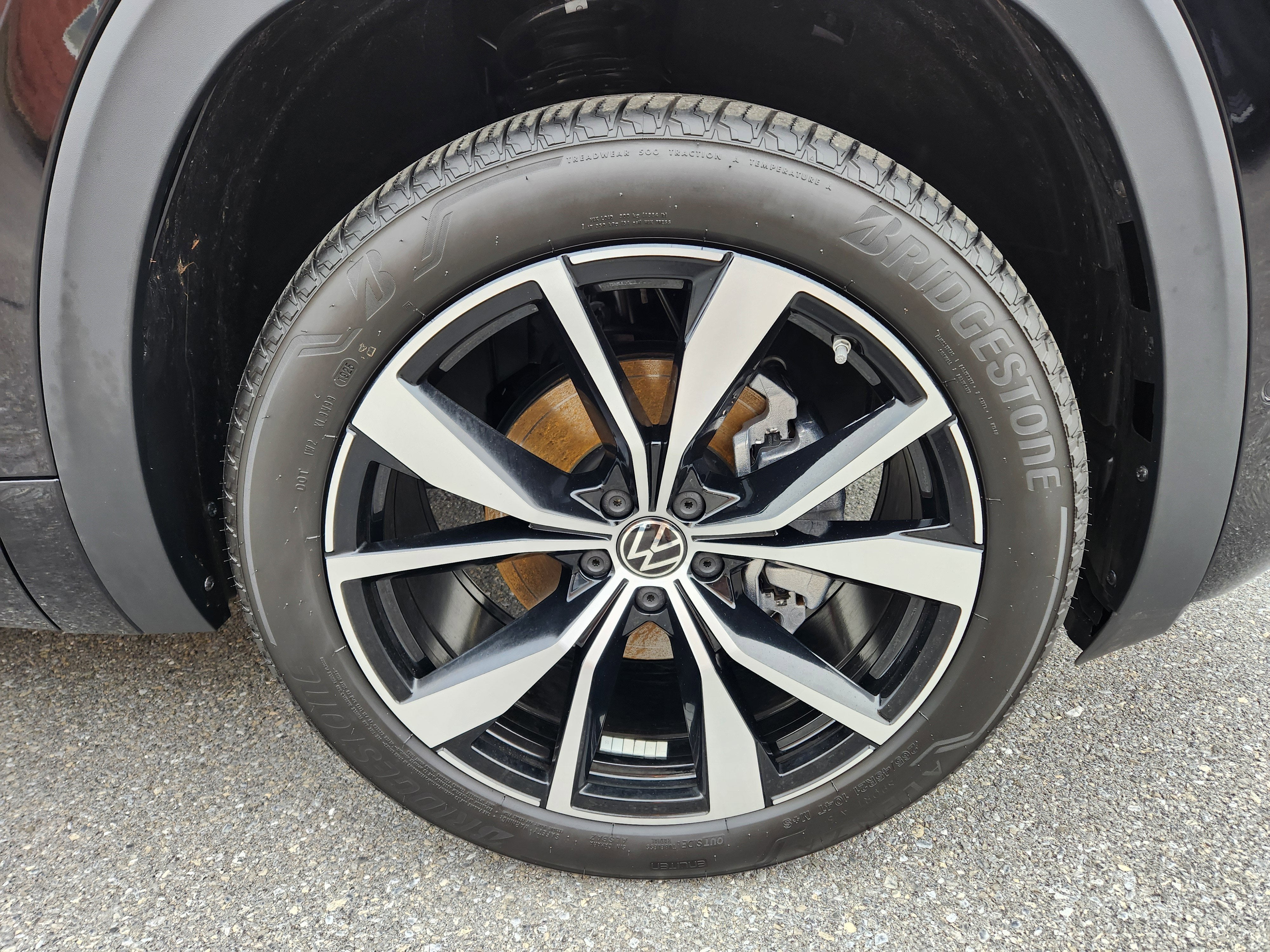 2026 Volkswagen Atlas 2.0T SEL Premium R-Line