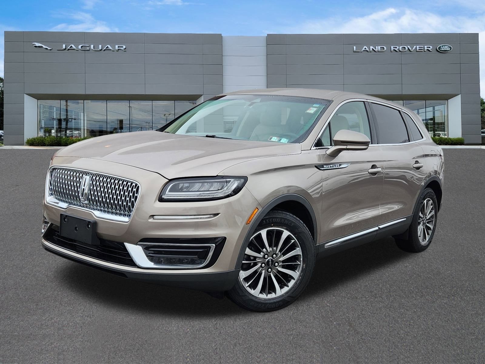 2019 Lincoln Nautilus Select