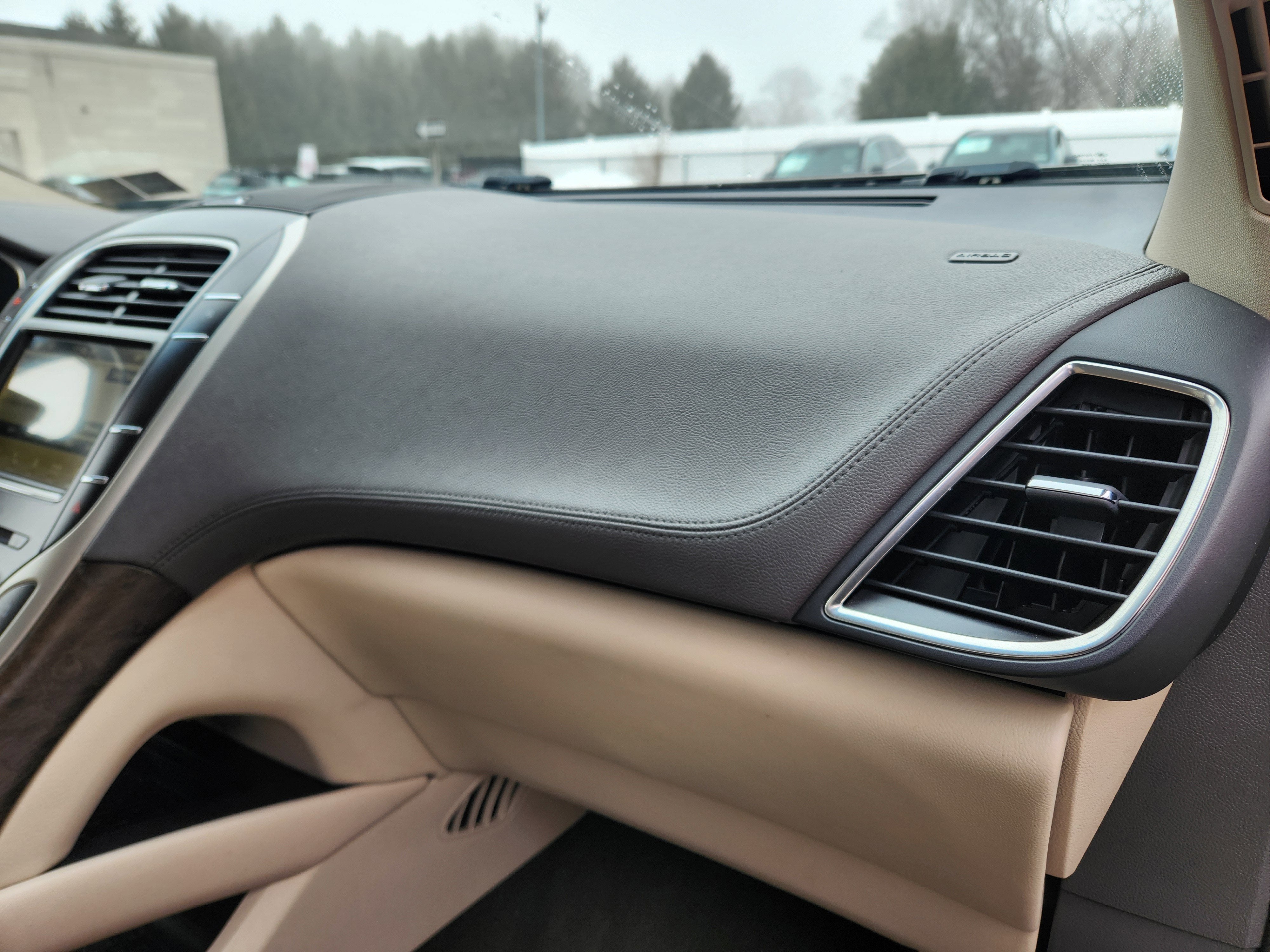 2019 Lincoln Nautilus Select