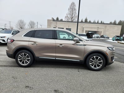 2019 Lincoln Nautilus Select