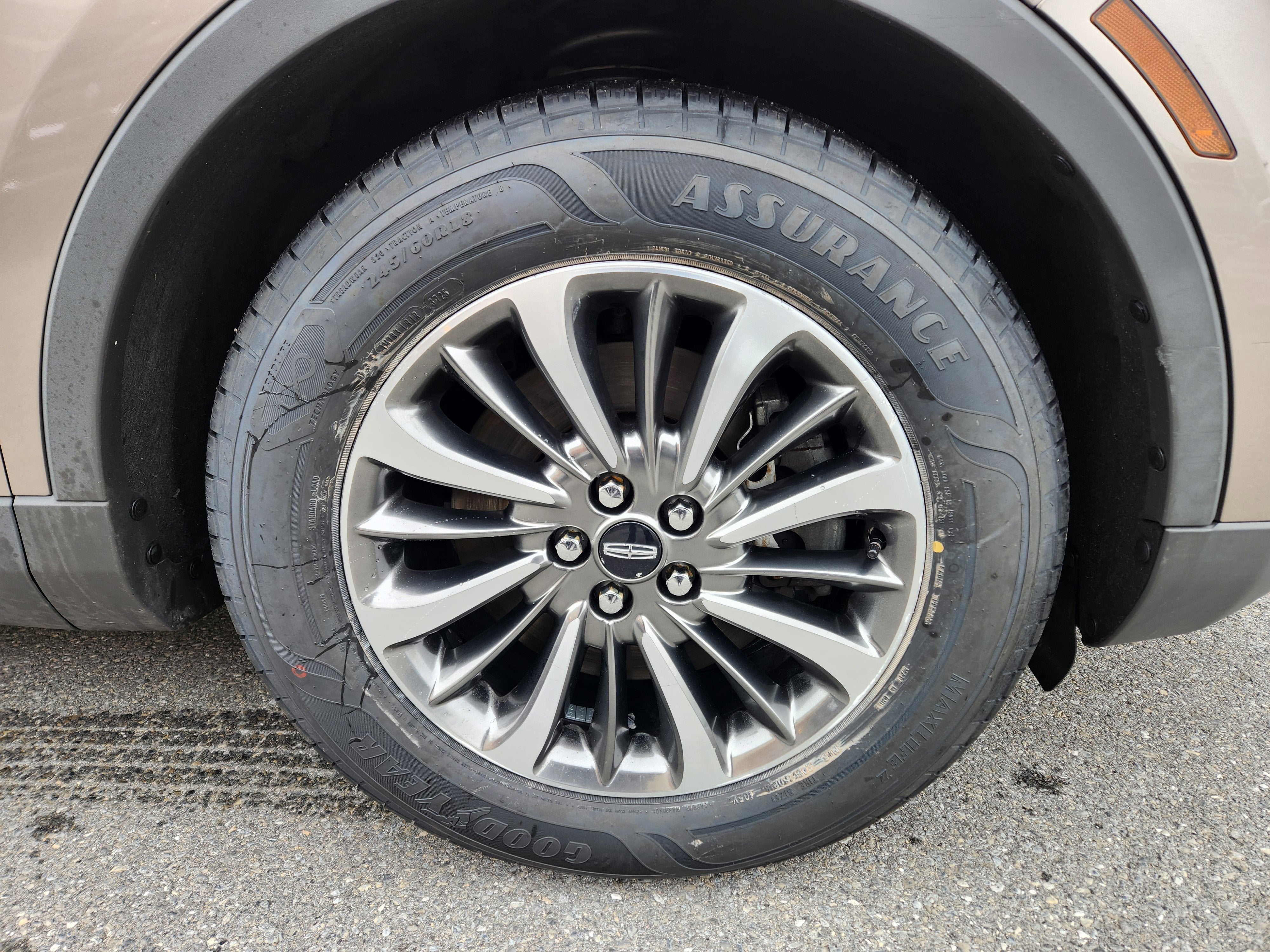 2019 Lincoln Nautilus Select