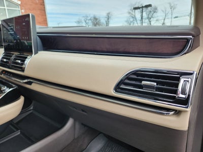 2022 Lincoln Navigator L L Reserve