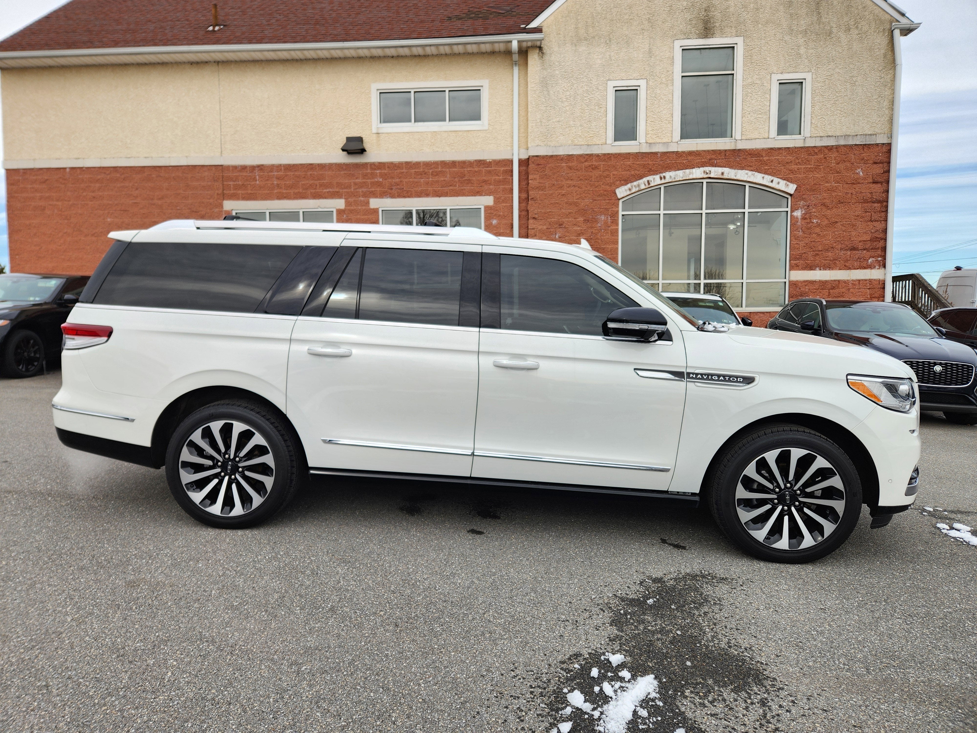 2022 Lincoln Navigator L L Reserve