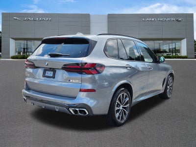 2024 BMW X5 M60i