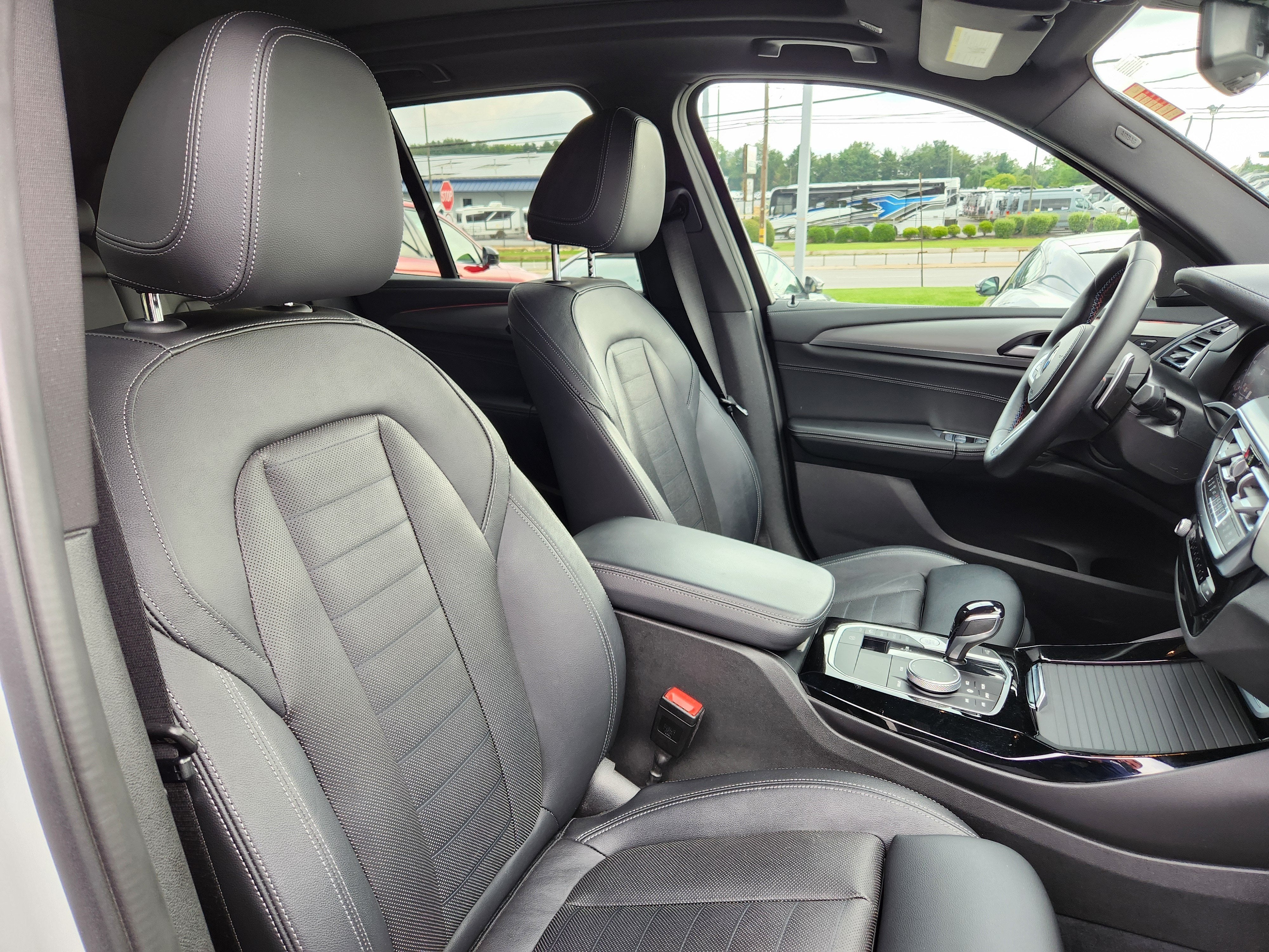 2023 BMW X3 M40i